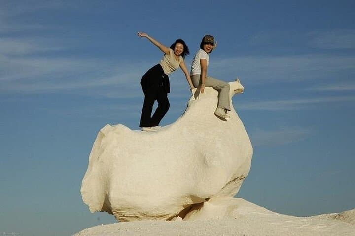 White Desert & Bahariya Oasis: 3-Day Desert Camping Adventure