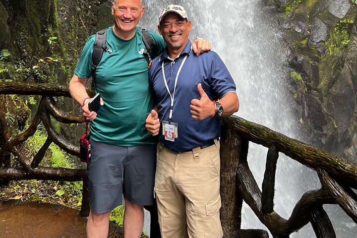 Poás Volcano, La Paz Waterfalls & Coffee: Full-Day Cloud Forest Adventure photo 5