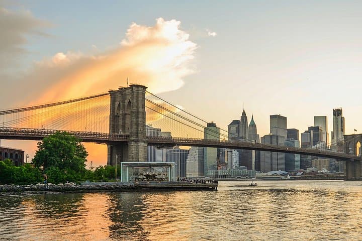 Brooklyn Bridge & DUMBO: Self-Guided Walking Tour of History and Sights photo 2