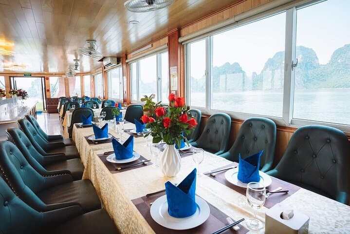 Ha Long Bay Day Cruise from Hanoi: Kayak, Buffet & Sunset Party photo 5