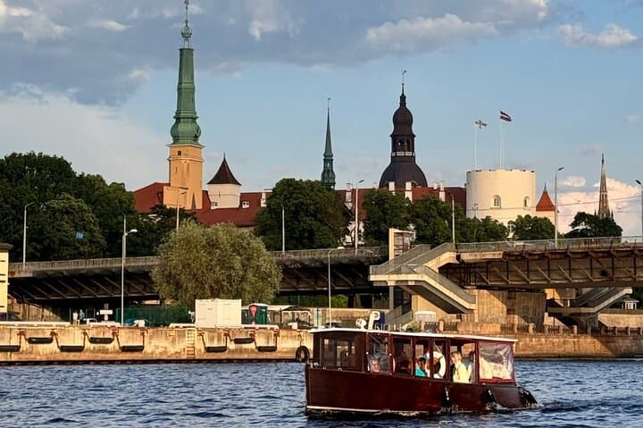 Riga canal boat tour with Riga Black Balsam — 50-minute private tasting cruise photo 4
