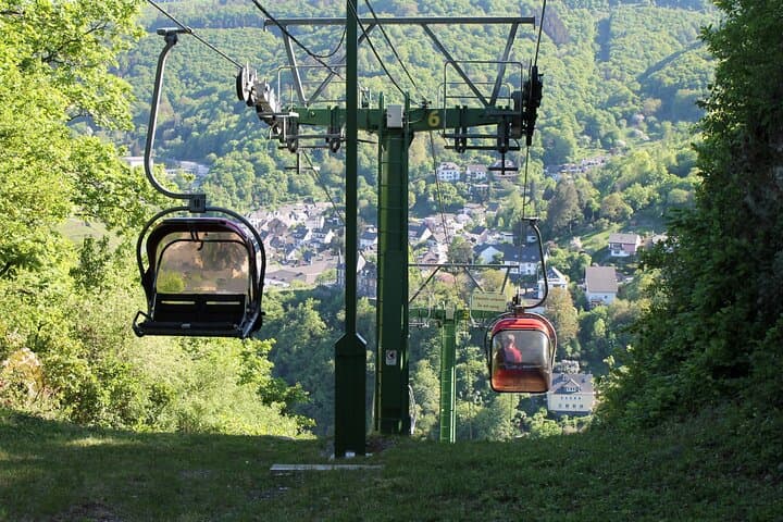 Cochem Cable Car, Klotti-Park Hike and Moselle Wine Tasting Day Tour photo 3