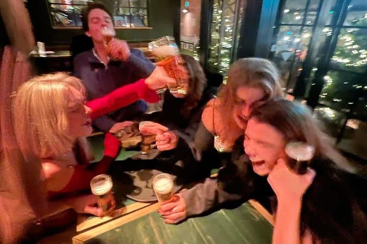 Bar-Brawl in The Hague: The Dutch Plein 15 Escape Game Tour photo 4
