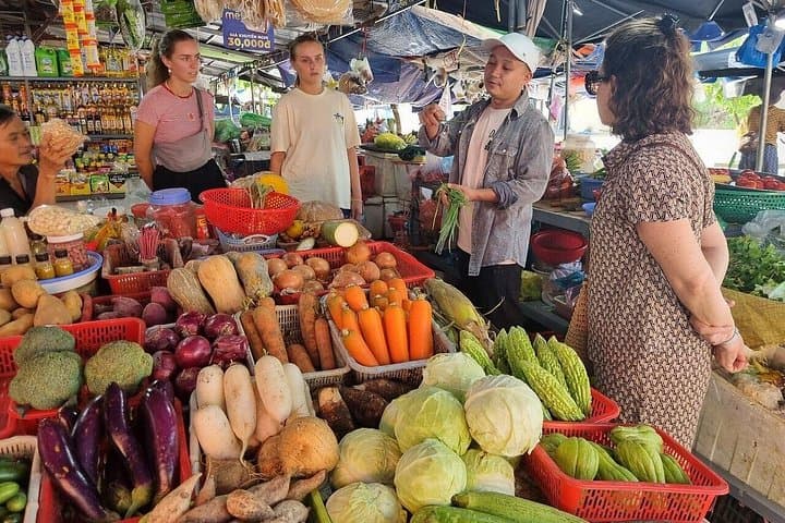 Hoi An Day Trip: My Son Sanctuary & Cam Thanh Cooking Class with Basket Boats photo 3