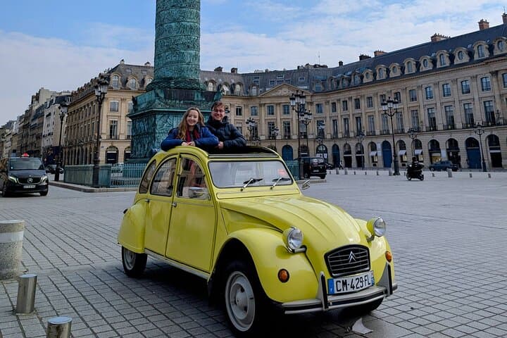 One-Hour Paris Express Tour: Scenic Stops at Eiffel Tower, Champs-Élysées & Opéra