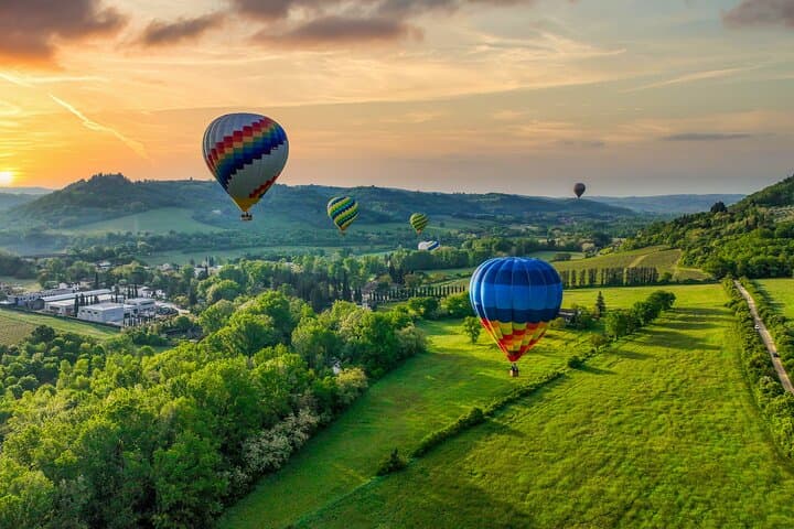 Sunrise Hot Air Balloon over Chianti: Flight from San Casciano photo 5