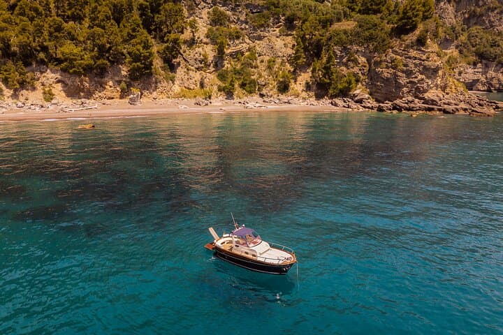 Sorrento Sunset Boat with Aperitif: Private 2-Hour Coastal Cruise