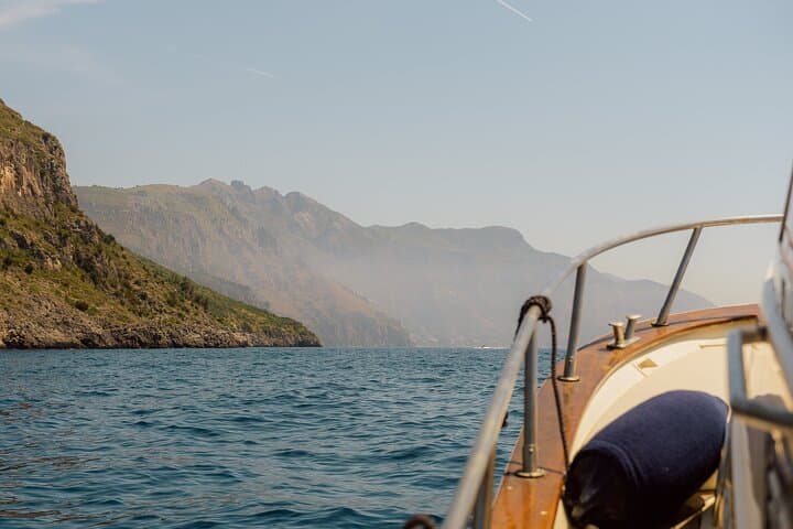 Sorrento Sunset Boat with Aperitif: Private 2-Hour Coastal Cruise photo 5