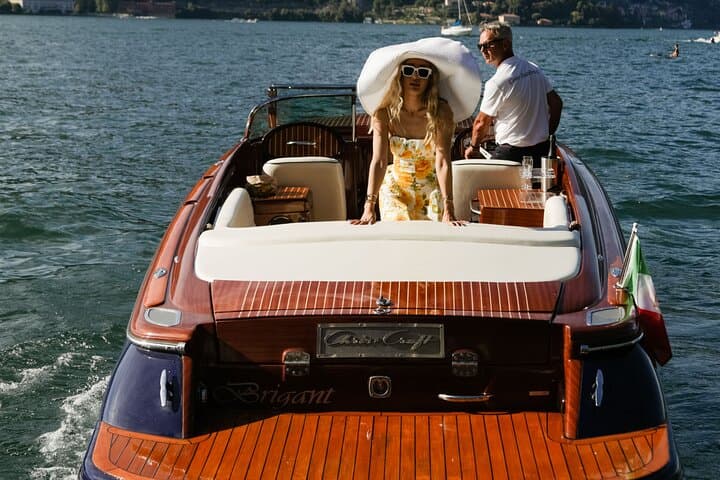 Private 1-Hour Luxury Boat Tour on Lake Como — Villas, Waterfalls & Photo Stops photo 4