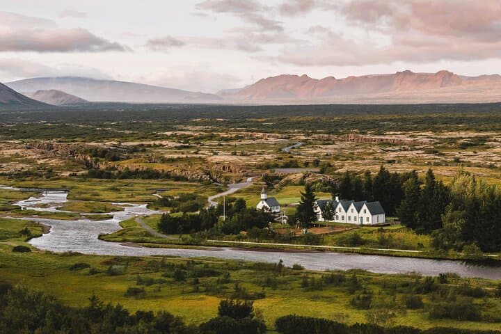 Private Golden Circle Tour from Reykjavík — Þingvellir, Geysir & Gullfoss (Customizable) photo 3