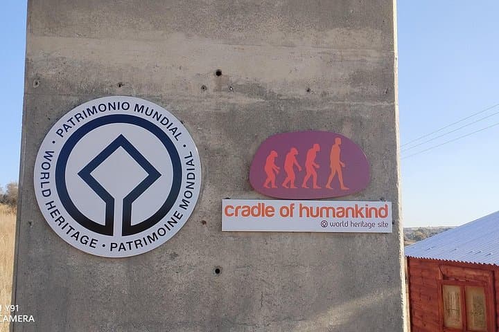 Cradle of Humankind Tour: Sterkfontein Caves & Maropeng Visitor Centre