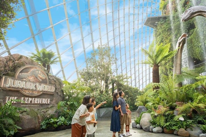 Sky-High Views at Singapore OCBC Skyway and Cloud Forest — Gardens by the Bay Guide photo 5