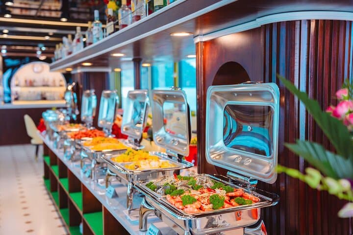 Luxury Halong Bay 1-Day Cruise with Jacuzzi Party from Hanoi photo 2
