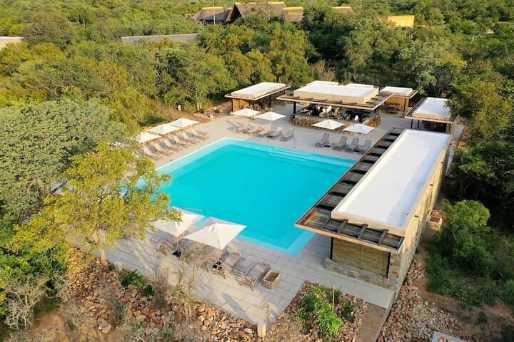 7-Day Luxury Kapama, Kruger & Victoria Falls Safari — Big Five to the Falls photo 2