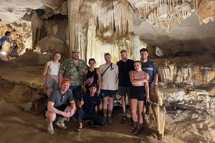 Bai Tu Long Bay 2-Day Cruise: Thien Canh Son Cave & Kayak Escape photo 4