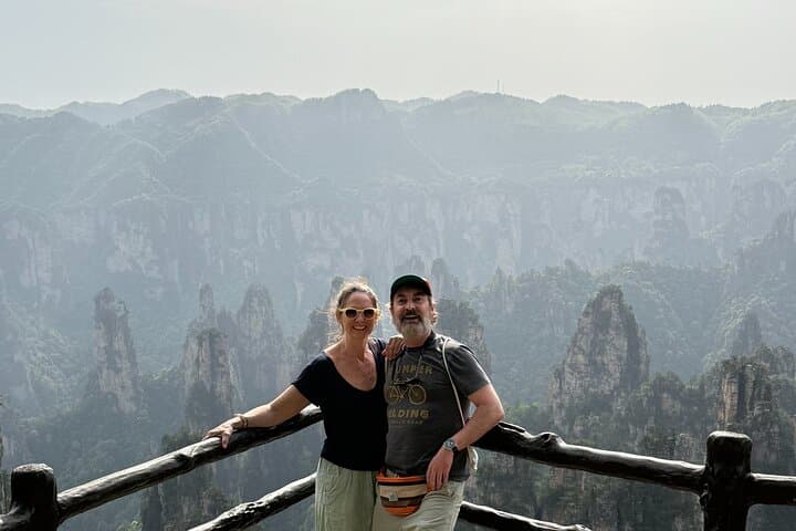 4-Day Zhangjiajie Essentials: VIP Bailong Lift & Glass Bridge Experience photo 2