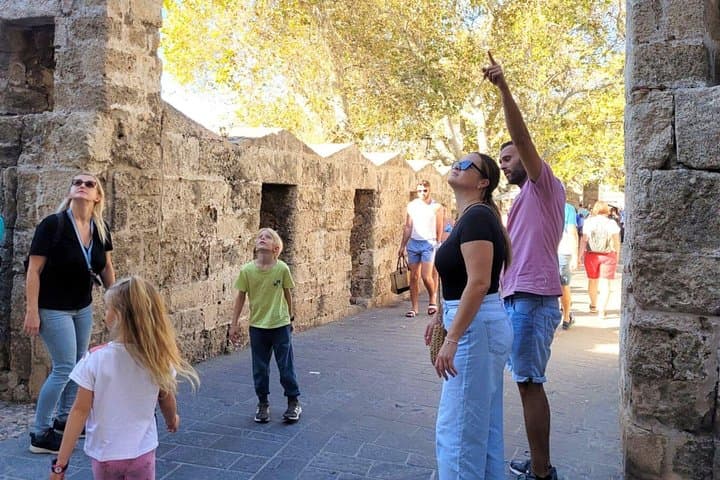 Rhodes Medieval City Treasure Hunt and Food-Stop Guided Tour