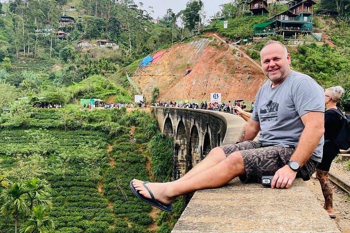Ella Day Trip from Galle: Train Ride, Lipton's Seat & Tea Plantation Walks photo 2