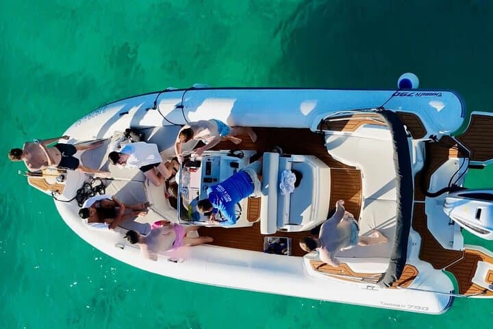 Blue Lagoon and Hidden Bays: Private Boat Tour from Split photo 4