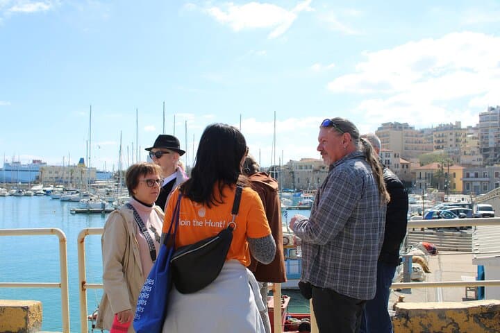 Heraklion Family Treasure Hunt with Local Food Stops