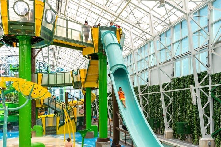Island Waterpark at Showboat — Atlantic City Boardwalk Waterpark, FlowRider & Slides photo 5