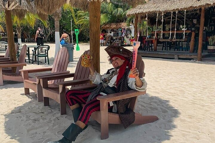 Full-Day Chankanaab Park All-Inclusive: Snorkel, Tequila & Mexican Buffet in Cozumel photo 2