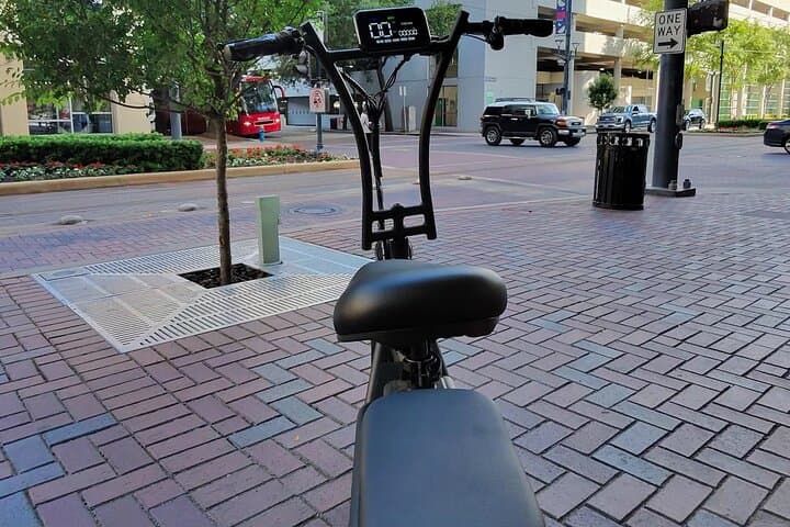 Downtown Houston U2 Pro Scooter & E-Bike Self-Guided Ride photo 2