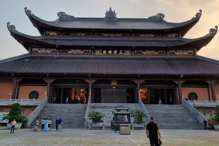 Day Trip from Ninh Binh: Bai Dinh, Trang An & Mua Caves Guided Tour
