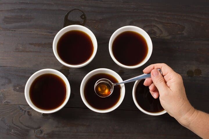 Kona Coffee Tasting in Ka'a'awa — Farm-to-Cup Coffee Flight & Education photo 5