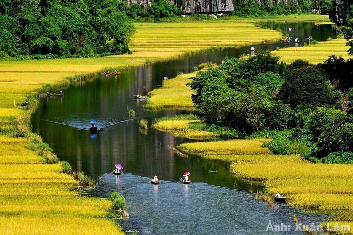 Day Trip from Hanoi to Ninh Binh: Bai Dinh, Trang An & Mua Cave
