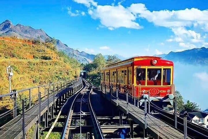Fansipan Cable Car & Muong Hoa Funicular: Sapa Full-Day Summit Tour photo 2