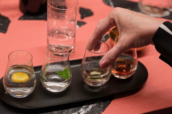 Edinburgh Gin Distillery Classic Tour & Tasting — Old Town Gin Experience photo 4