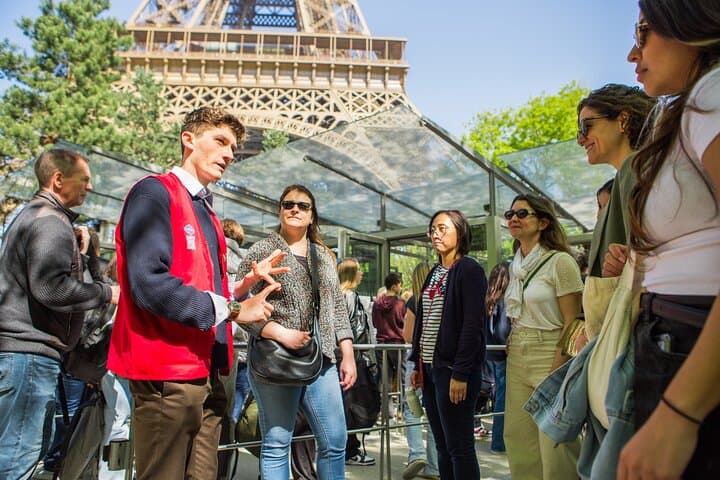 Skip-the-Line Eiffel Tower Access to 2nd Floor or Summit with Seine Cruise photo 5