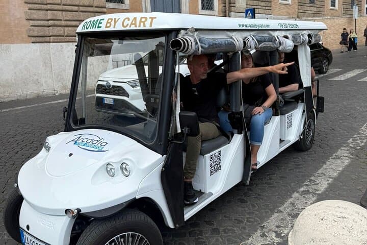 Rome by Golf Cart: 3-Hour Churches & Street Food Tour photo 2
