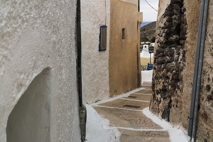 Explore Santorini's Hidden Gems with a Private Driver photo 5