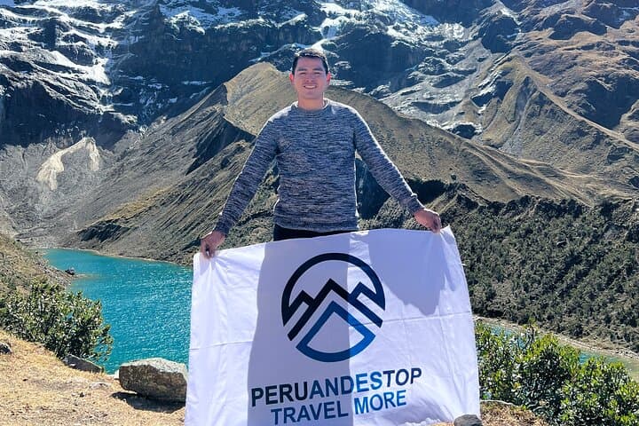 Humantay Lake Full-Day Hike from Cusco — Turquoise Laguna at 4,200 m photo 3