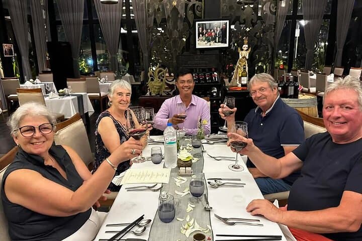 Siem Reap Street Food & Craft Cocktails: Tuk‑Tuk Night Tour of Hidden Local Gems photo 3