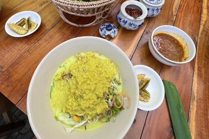 Siem Reap Street Food & Craft Cocktails: Tuk‑Tuk Night Tour of Hidden Local Gems photo 6