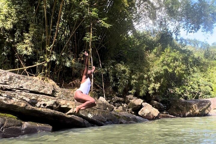 El Yunque Rainforest and Luquillo Beach Private Tour — Hike Waterfalls & Kiosks photo 2
