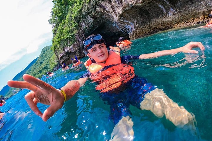 Puerto Vallarta Full-Day Boat Tour to Los Arcos, Las Ánimas & Quimixto photo 1
