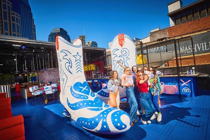 Play Playground Nashville: Adult Arcade, Rooftop Lounge & Game Pass photo 3