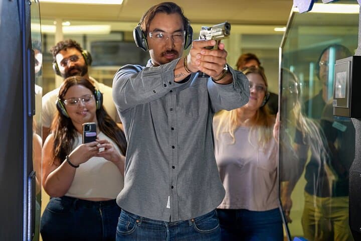 Pistol Introduction at The Range at Austin — Glock 17 Beginner Course