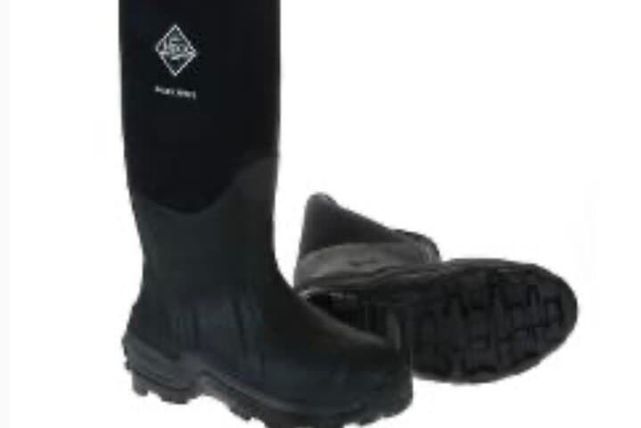 Anchorage Rain Gear Rental: Rent Waterproof Jacket, Pants & Boots for Alaska Adventures photo 2