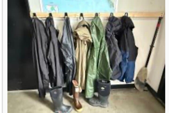 Anchorage Rain Gear Rental: Rent Waterproof Jacket, Pants & Boots for Alaska Adventures photo 5