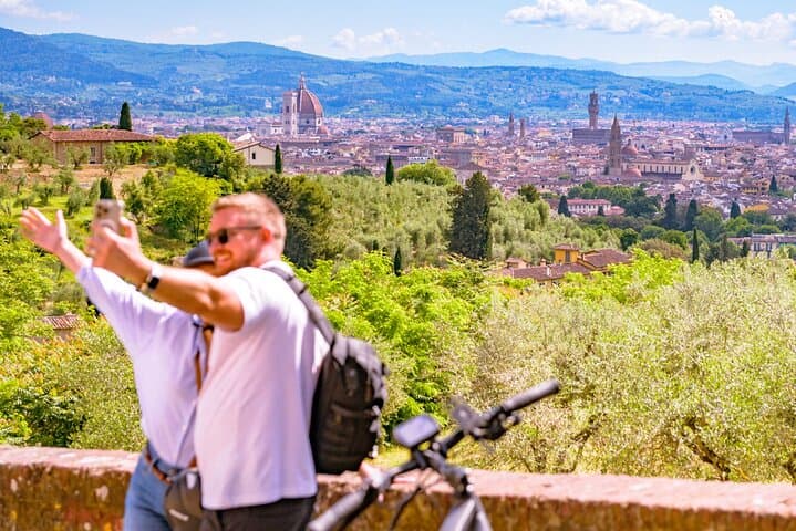 Chianti E-Bike Tour from Florence: Wine, Lunch & Vineyards photo 2
