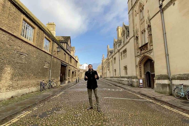 Oxford Inspector Morse Lewis Endeavour Walking Tour — Guided Film Location Walk photo 2