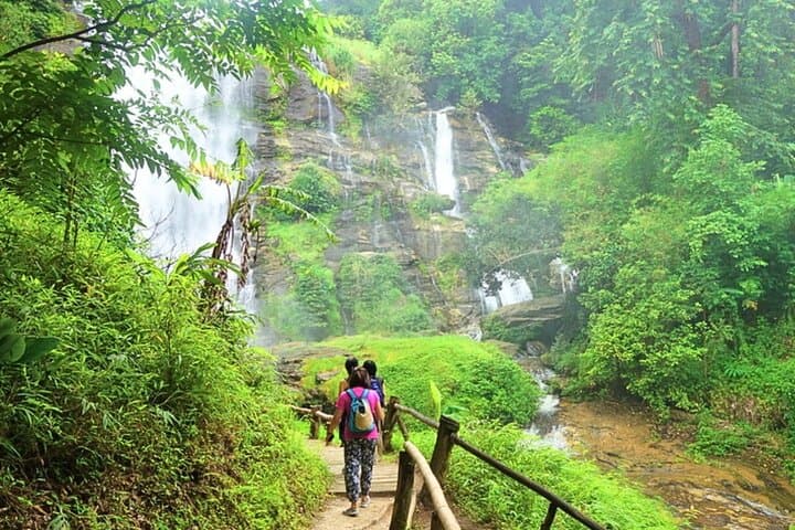 Doi Inthanon Day Trip: Waterfalls, Hill Tribe Markets & Thailand’s Highest Peak photo 4