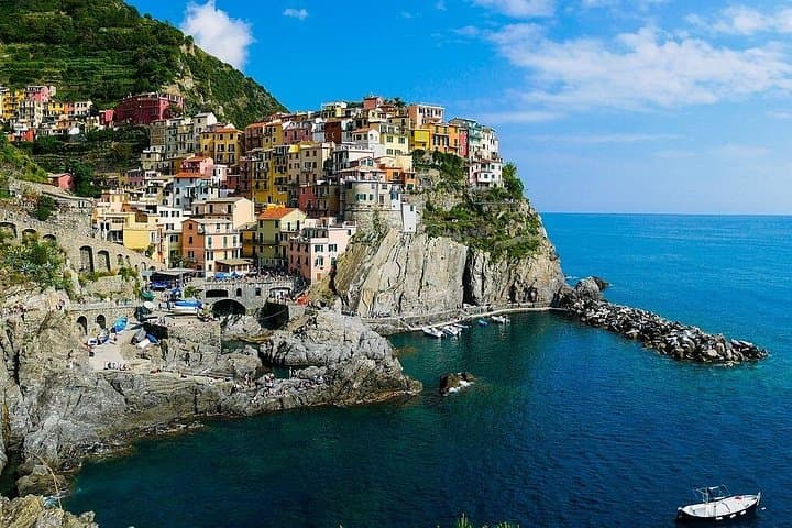 Cinque Terre Day Trip from Florence: Manarola, Vernazza & Monterosso by Train and Boat photo 4