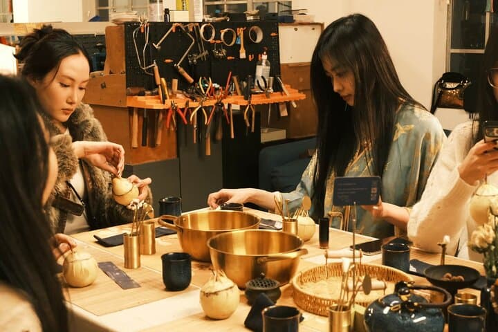 London Incense Making Workshop: Hands-On Class to Craft Personalized Incense photo 5