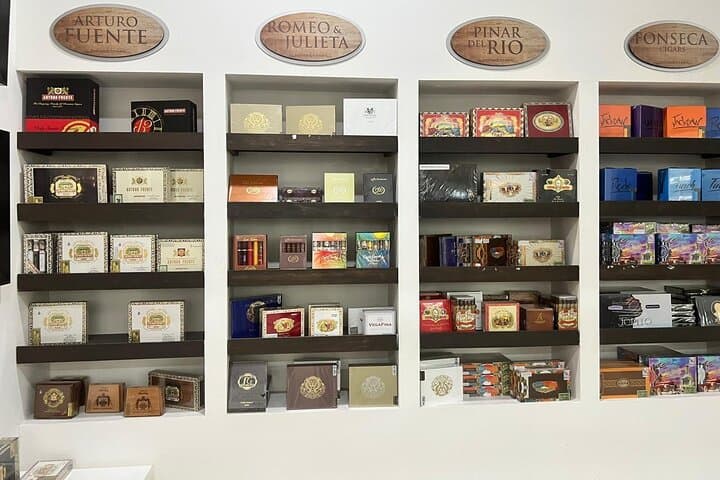 Souvenirs of Rancho Real Cigars: Authentic Dominican Crafts in Punta Cana photo 4